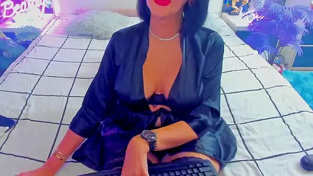 Try girls webcam shows. Sweet cute Free Performers.