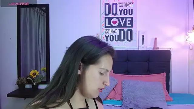Sharon_10_ from StripChat is Freechat