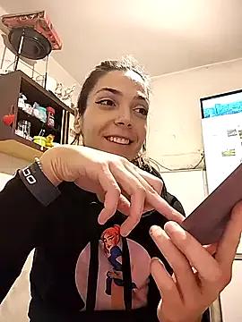 SheTheDeeevil from StripChat is Freechat