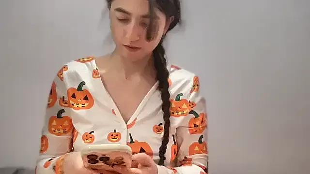 ShizukuHunter from StripChat is Freechat