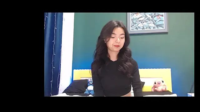 Shy_Kira from StripChat is Freechat