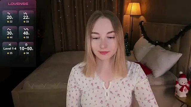 Group Shy_Polly on StripChat