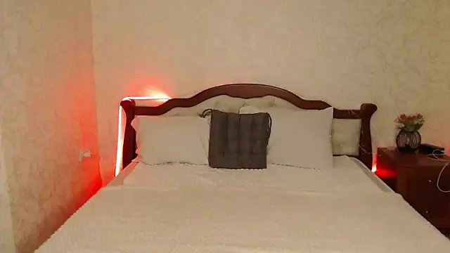 ShyyMariaa from StripChat is Freechat