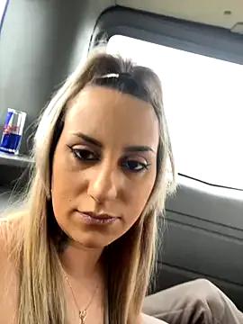 SinfulLovers33 from StripChat is Freechat