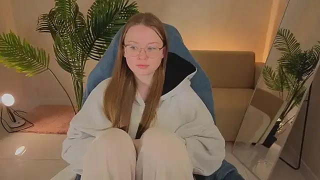 SirenaBlessing from StripChat is Freechat