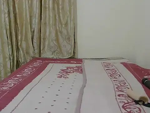 skinny-diva from StripChat is Freechat