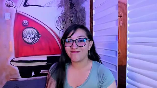 Skye_bluee_ from StripChat is Freechat