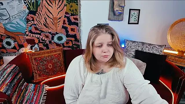 SladaDell from StripChat is Freechat
