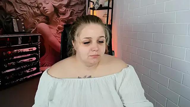 SladaDell from StripChat is Freechat