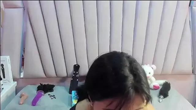 Try girls webcam shows. Sweet cute Free Performers.