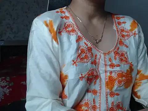 snow_white123 from StripChat is Freechat