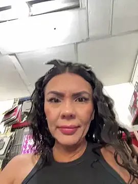 Freechat SofhiaTaylor on StripChat