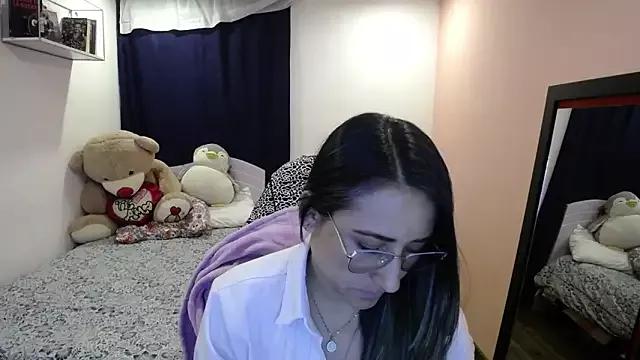 Try girls webcam shows. Sweet cute Free Performers.