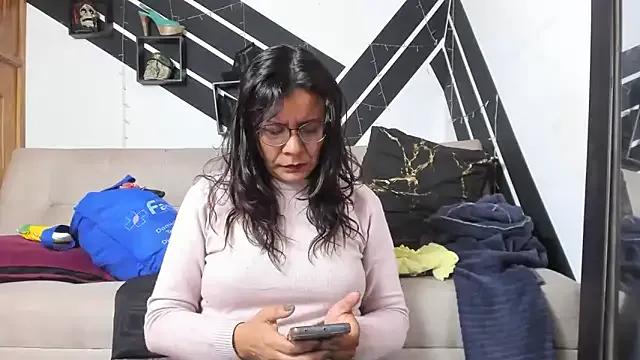 Try girls webcam shows. Sweet cute Free Performers.