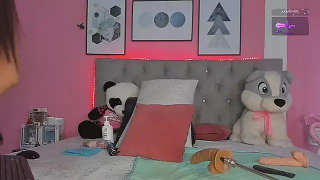 Try girls webcam shows. Sweet cute Free Performers.