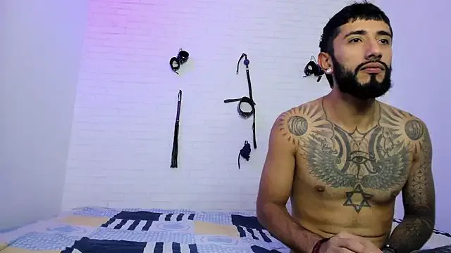 Freechat sofiandnick_smith on StripChat