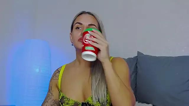 Try girls webcam shows. Sweet cute Free Performers.