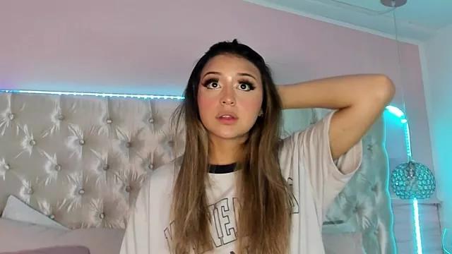 Sofly_s from StripChat