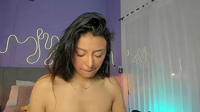 Sofly_s from StripChat