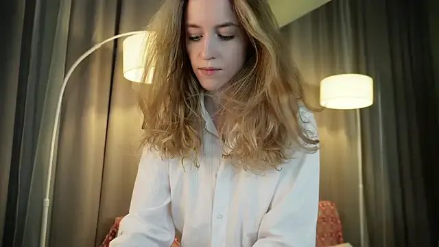 Freechat SoftDreamer on StripChat