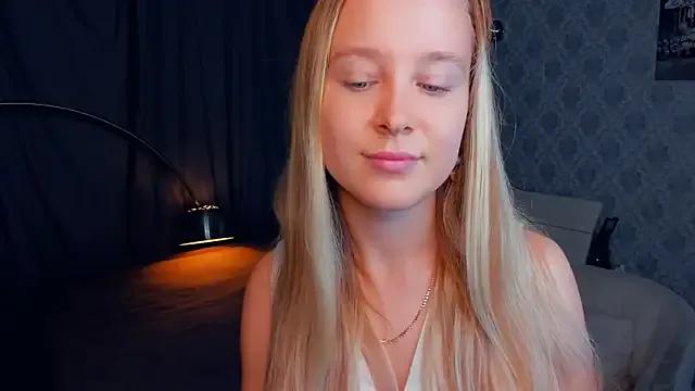 SoonMoor from StripChat