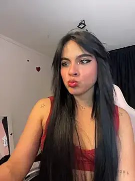 Sophie_wyld from StripChat is Freechat