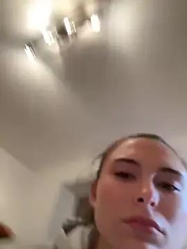 SophiiaStarr from StripChat is Freechat