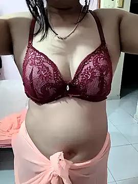 SpicyQueenX69 from StripChat is Freechat