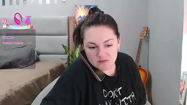 Try girls webcam shows. Sweet cute Free Performers.