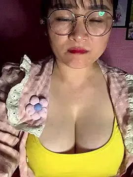 Star-sweet from StripChat is Freechat