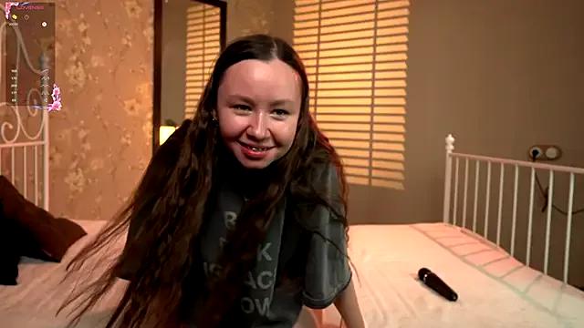 Try girls webcam shows. Sweet cute Free Performers.
