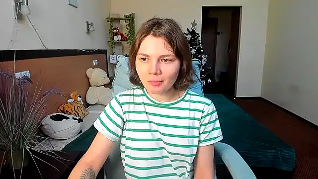 Try girls webcam shows. Sweet cute Free Performers.