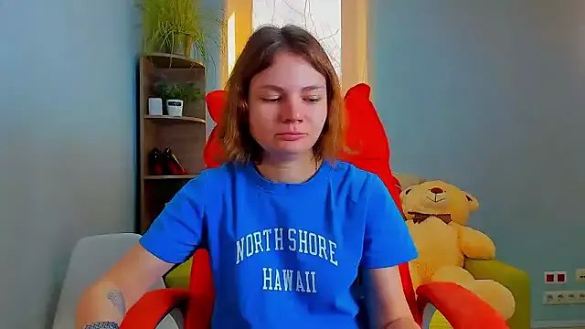 Stella-Maers from StripChat is Freechat