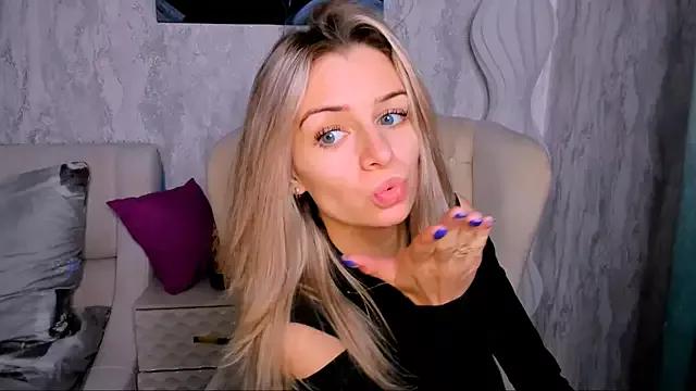 Stellamoor1 from StripChat is Freechat