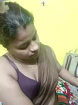 Stepbhabhi from StripChat is Freechat