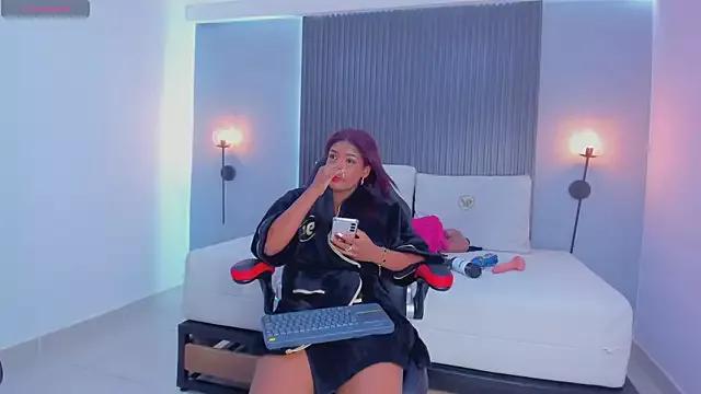 stephany_summer from StripChat is Freechat