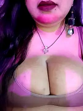 Suhanakhan04 from StripChat is Freechat