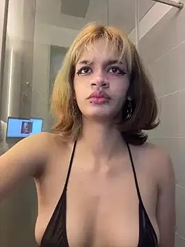 Sukulaurens from StripChat