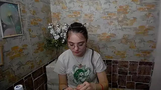 Sun_Shine__ from StripChat is Freechat