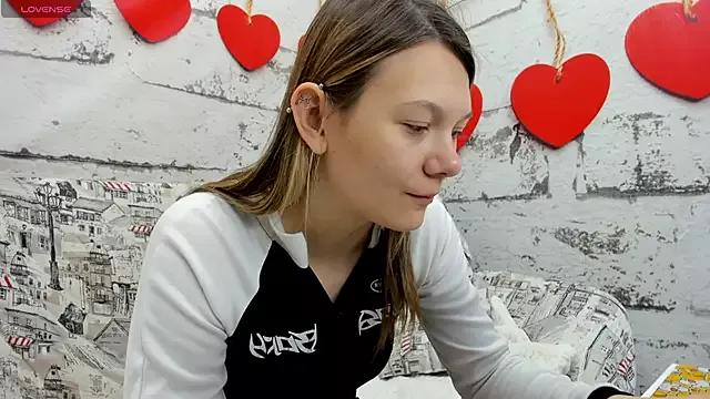 Try girls webcam shows. Sweet cute Free Performers.