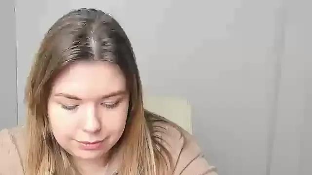 Try girls webcam shows. Sweet cute Free Performers.