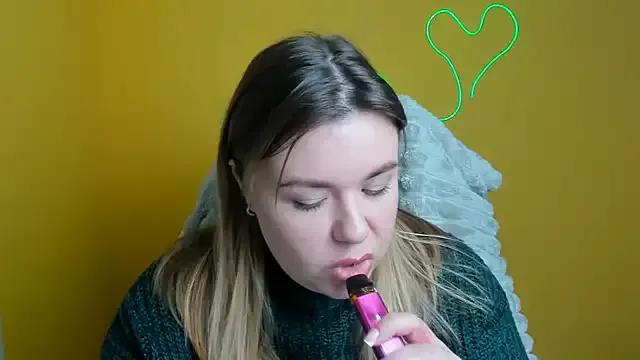 SusannaNight from StripChat is Freechat