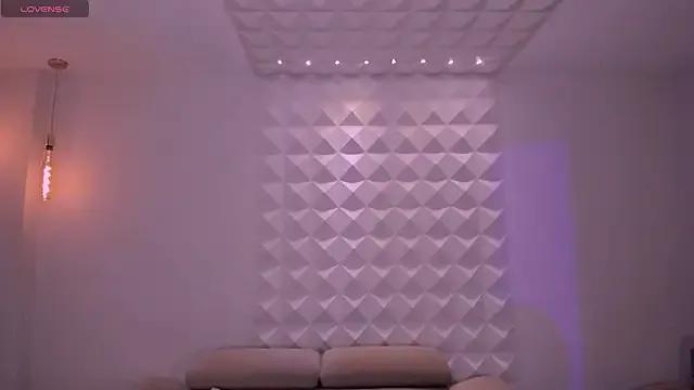 SussyBellX from StripChat