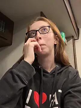 sweet-vixen from StripChat is Freechat