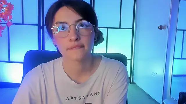 Try girls webcam shows. Sweet cute Free Performers.