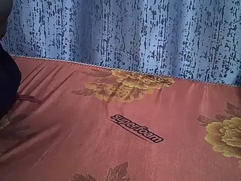 Sweet_veee from StripChat