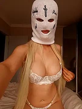 Sweet_xxBuse from StripChat is Freechat