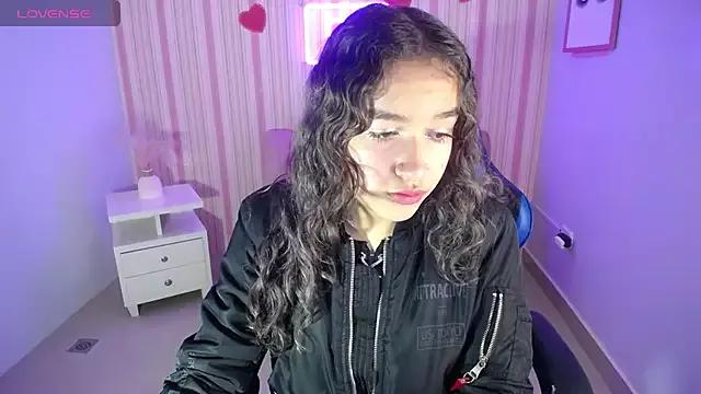 Sweetbunny_ch1 from StripChat is Freechat