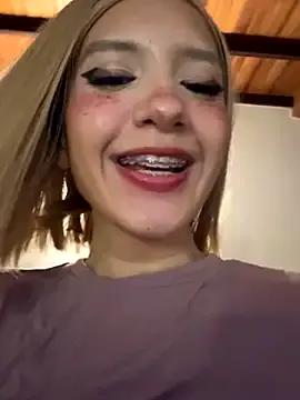 SweetBunnyGF from StripChat is Freechat