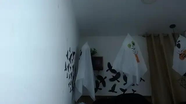 SweetRouse__ from StripChat is Freechat